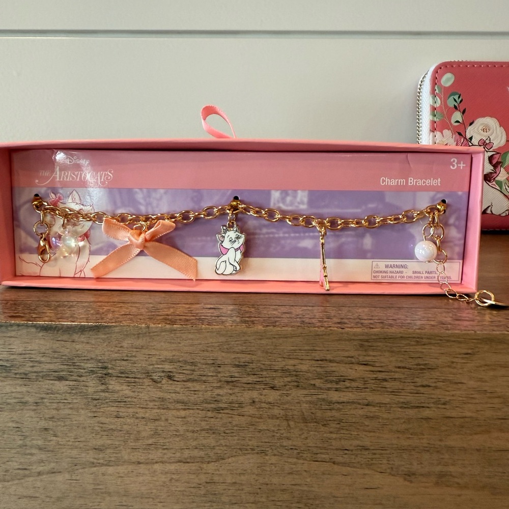 NWT! Marie Aristocats Pink Floral Loungefly Bundle Backpack, Wallet & Bracelet - Picture 6 of 6